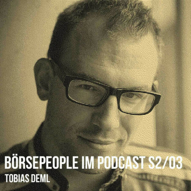 https://open.spotify.com/episode/240pSYYBn5u4oPaxnUF4qY
Börsepeople im Podcast S2/03: Tobias Deml - <p>In Folge S2/02 war Vater Max Deml zu Gast, in Folge S2/03 ist es Sohn Tobias Deml. Tobias ist Regisseur der Miniserie „Gaming Wall Street“, die über HBO („The House of the Dragon“, „Game of Thrones“, „Sopranos“, „The Wire“, „Six Feet Under“) ausgestrahlt wurde und ein grosser Erfolg war. Wir harren dem Start in Europa. Tobias - Künstler, Grafiker und Designer, er lebt in den USA - schaute bei einem Wien-Besuch in meinem Studio vorbei und erzählte, warum er gerade die Story rund um GameStop so spannend gefunden hat, aber trotzdem nicht der Nachfolger seines Vaters in dessen Finanzverlag werden will. Wir reden auch über Social Impact Entertainment und eine Begebenheit in Mexiko. War grosses Kino für mich.</p><br/><p>Prodigium, die Filmfirma von Tobias Deml: <a href=https://prodigium-pictures.com/film-tv-movies-to-move-the-world/ rel=nofollow>https://prodigium-pictures.com/film-tv-movies-to-move-the-world/</a><br/>Trailer HBO-Serie von Tobias: <a href=https://gamingwallstreet.org/ rel=nofollow>https://gamingwallstreet.org/</a><br/>Folge S2/02 mit Max Deml: <a href=https://boersenradio.at/page/podcast/3315/ rel=nofollow>https://boersenradio.at/page/podcast/3315/</a> </p><br/><p>About: Die Serie Börsepeople findet im Rahmen von http://www.christian-drastil.com/podcast statt. Es handelt sich dabei um typische Personality- und Werdegang -Gespräche. Die Season 2 umfasst unter dem Motto „22 Börsepeople“ erneut 22 Podcast-Talks, divers zusammengesetzt. Presenter der Season 2 ist die Baader Bank ( <a href=https://www.baaderbank.de rel=nofollow>https://www.baaderbank.de</a> ).</p><br/><p>Bewertungen bei Apple (oder auch Spotify) machen mir Freude: <a href=https://podcasts.apple.com/at/podcast/christian-drastil-wiener-börse-sport-musik-und-mehr-my-life/id1484919130 rel=nofollow>https://podcasts.apple.com/at/podcast/christian-drastil-wiener-börse-sport-musik-und-mehr-my-life/id1484919130</a> .</p> (07.09.2022) 