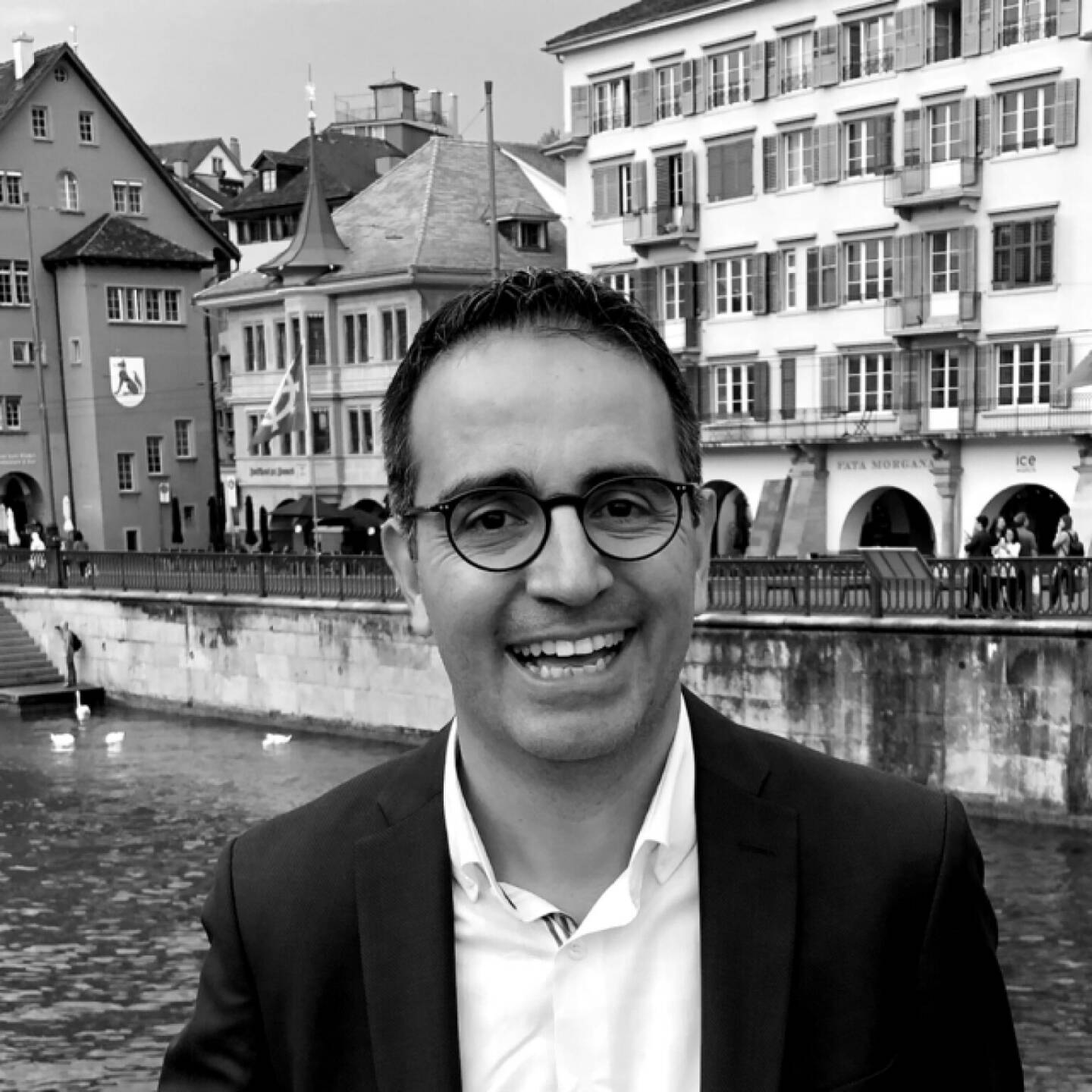 Die Beko Grundig Österreich AG, eine Tochtergesellschaft des weltweit tätigen Hausgeräteherstellers Arçelik, gibt die Ernennung von Evren Aksoy zum Geschäftsführer mit Wirkung zum 1. Oktober bekannt. Aksoy folgt Christian Schimkowitsch nach, der seit 12 Jahren im Unternehmen tätig ist und die letzten fünf Jahre die Geschäfte geführt hat.  Credit: Beko