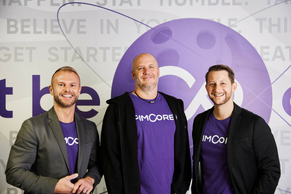 Pimcore GmbH: Pimcore erhält Serie-B-Deal über 12 Millionen Dollar durch Nordwind Growth für die internationale Expansion, im Bild: v.l.n.r.: Stefan Gruber (CSO), Dietmar Rietsch (CEO), Klaus Schobesberger (COO); Credit: Pimcore (27.09.2022) 