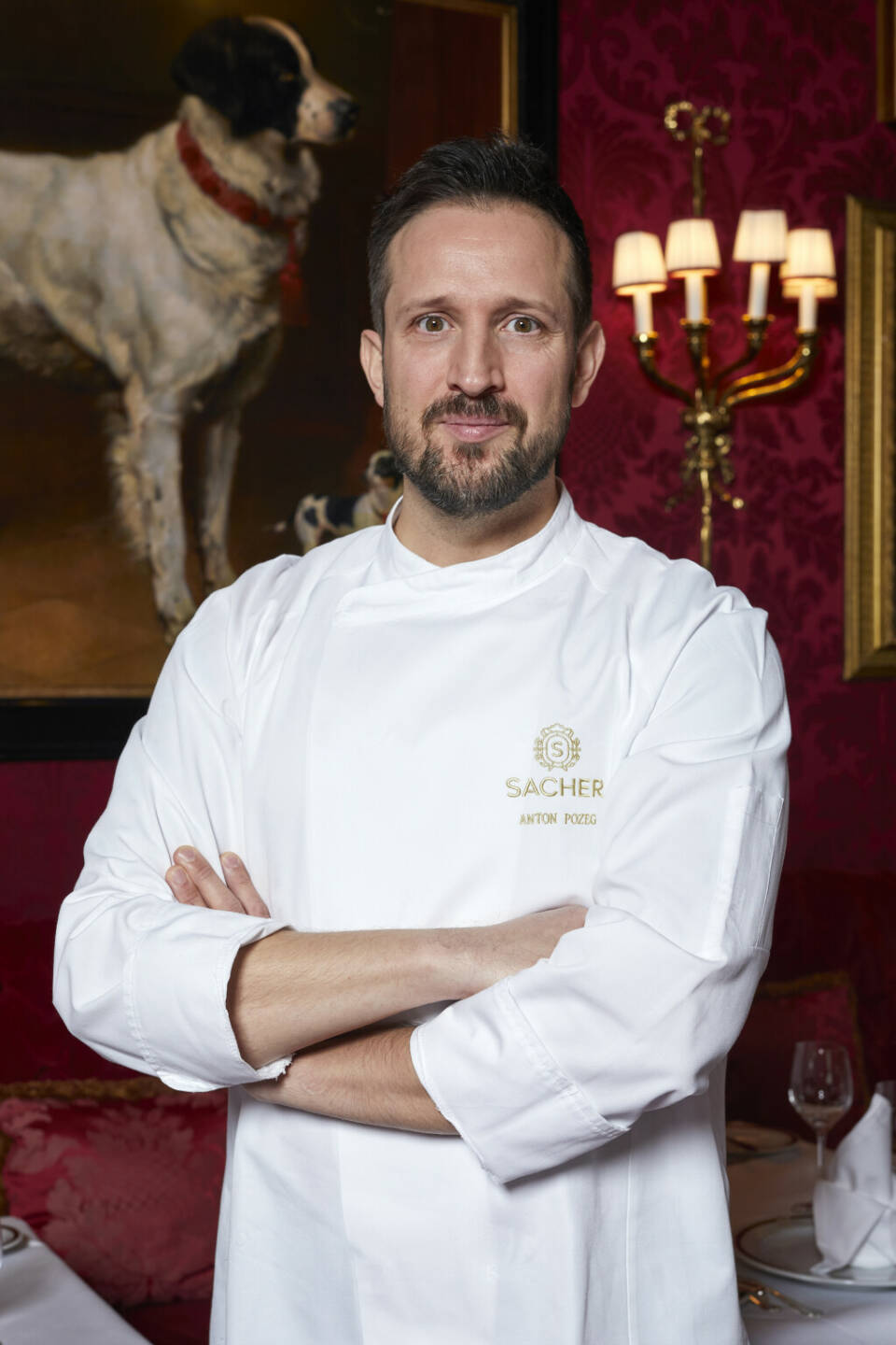 Sacher Hotels Betriebs Gesellschaft m.b.H.: Anton Pozeg ist neuer Küchenchef im Hotel Sacher Wien, Fotocredit:JAKOB GSOELLPOINTNER