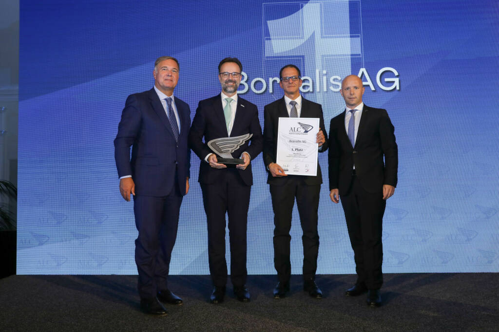 Bereits zum 24. Mal werden beim wichtigsten Wirtschafts-Wettbewerb des Landes – „Austria’s Leading Companies“ (ALC) – die besten Unternehmen Österreichs ausgezeichnet, Im Bild: ALC WIEN 1. PLATZ KATEGORIE INTERNATIONAL BOREALIS AG (v.l.): WK Wien-Präsident Walter Ruck, Borealis CEO Thomas Gangl, Borealis-Director Markus Horcher und KSV1870-Vertriebsleiter Michael Pavlik. Copyright: G.Peroutka / „Die Presse“, © Aussendung (05.10.2022) 