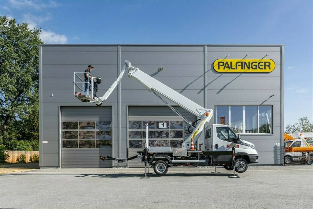 Auf der diesjährigen bauma präsentiert PALFINGER die ersten Erfolge, wie das modulare Angebot an smarten und emissionsfreien Hubarbeitsbühnen zeigt. Credit: Palfinger, © Aussender (25.10.2022) 