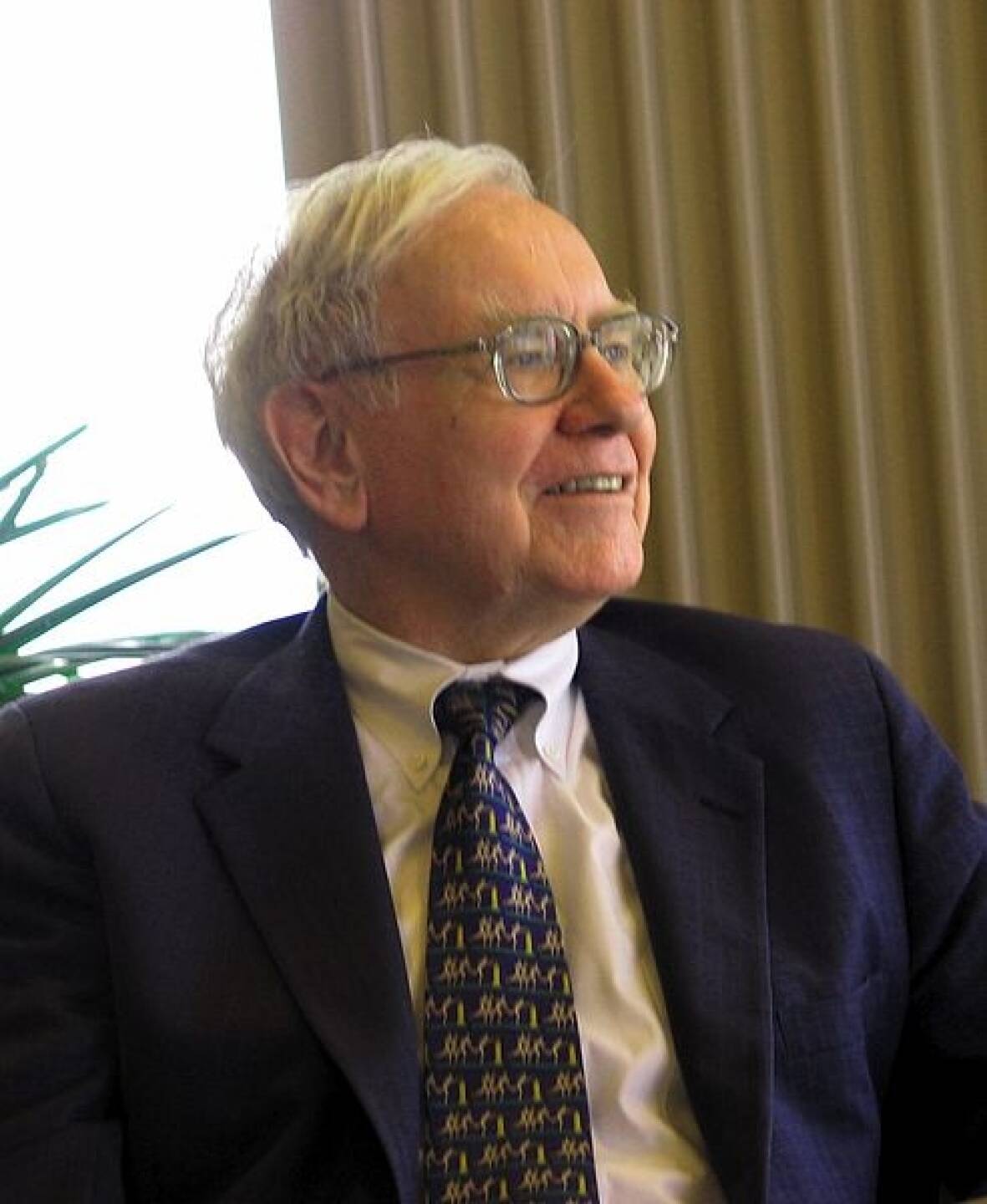 Warren Buffett, Investoren-Legende, Value Investor (30. August) - finanzmarktfoto.at wünscht alles Gute!  http://commons.wikimedia.org/wiki/File:Warren_Buffett_KU_Visit.jpg