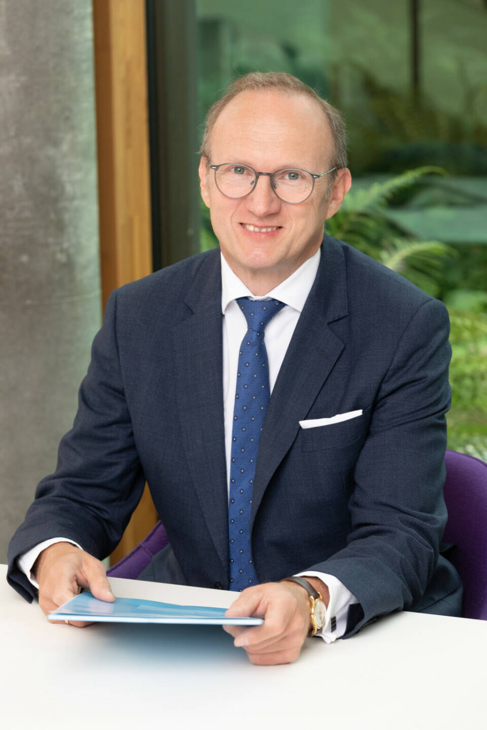 Präsident der Vereinigung Österreichischer Investmentgesellschaften (VÖIG), Heinz Bednar: „Das Umfeld für Anleger:innen beginnt sich aufzuhellen“ - Foto Huger, Rechte bei Erste AM 