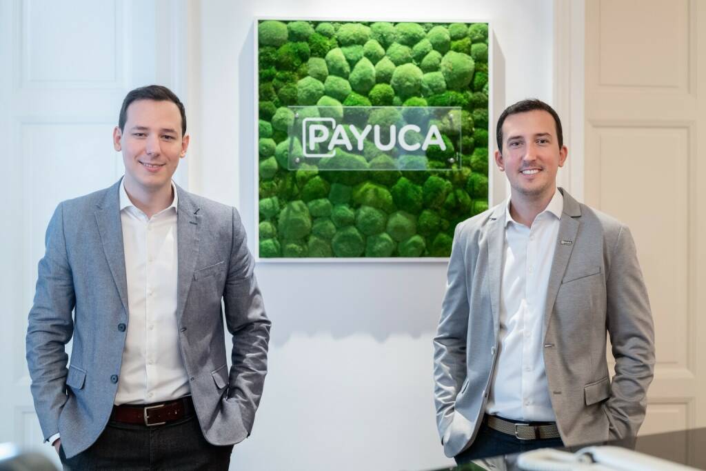 PropTech PAYUCA holt sich Series-A Investment, v.l.n.r.: Co-CEO & Co-Founder Dominik Wegmayer und Co-CEO Wolfgang Wegmayer, Fotocredit:Philipp Schuster (21.02.2023) 