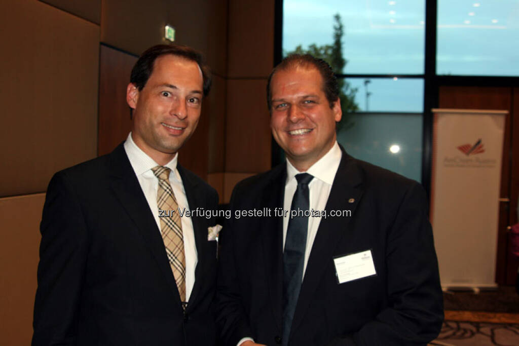 David Christian Bauer (DLA Piper Weiss-Tessbach), Markus Hussler (Hilton Danube Vienna), © AmCham Austria (03.09.2013) 