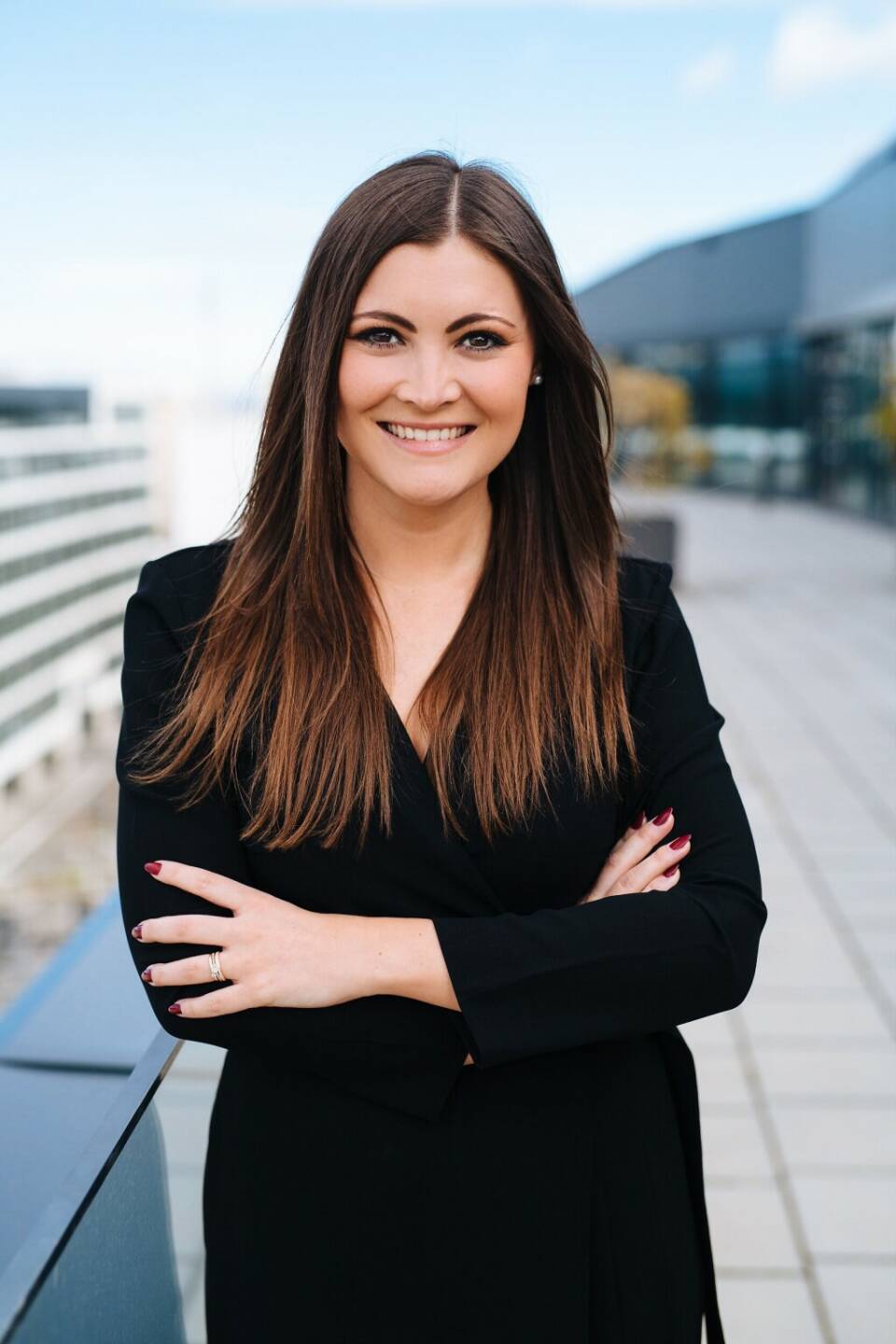 Janine Wukovits, 32, wird mit 1. Juli 2023 zusätzlich zu ihrer aktuellen Funktion als Head of Legal Governance & Digitalization auch die Funktion des Head of Regulatory Affairs in der UniCredit Bank Austria übernehmen. Foto: Unicredit Bank Austria