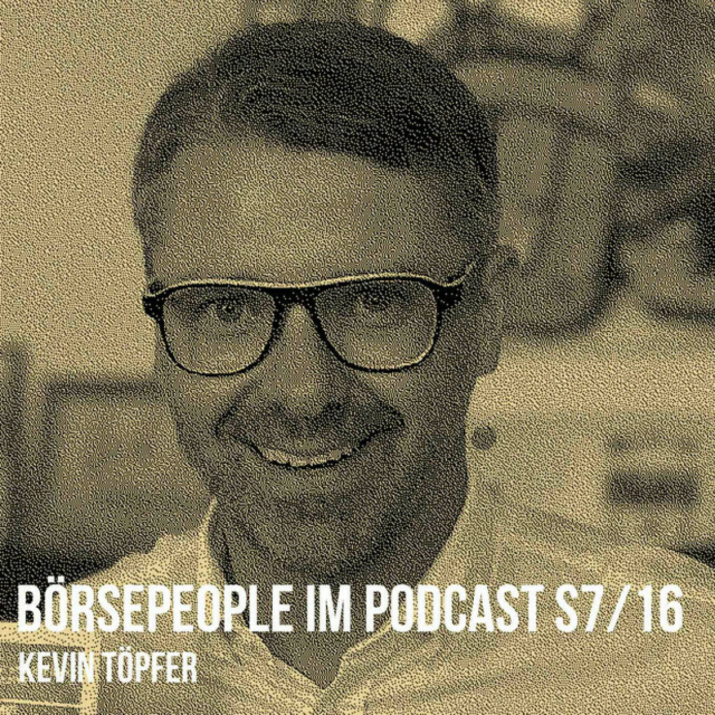 https://open.spotify.com/episode/3XDNcSRpxRduiiqFme5VKO
Börsepeople im Podcast S7/16: Kevin Töpfer - <p>Kevin Töpfer ist kaufmännischer Geschäftsführer und Geschäftsführer Immobilienmanagement bei der Buwog. Früher war er u.a. bei der OMV, bei der Nabucco und auch in der Regionalliga beim DSV Hartberg, dort als Spieler, tätig.  Wir sprechen über die Fussballerkarriere als Verteidiger mit Profi-Ambitionen, Jahre am OLG Graz, Arbeit als Anwalt und dann bei der OMV in den Bereichen Audit und Legal, was zur hochspannenden Aufgabe im Zuge der Nabucco führte. Aus der Nabucco wurde nichts, es folgte der Wechsel zur Buwog, bei der Kevin heuer seinen 10er feiert. Der heutige Buwog-GF war früher u.a. für Audit, HR/Personalmanagement zuständig. Wir sprechen über die tolle Phase der Buwog an der Wiener Börse, den Eigentümer Vonovia mit Ex-Buwog-CEO Daniel Riedl als Österreich-Verantwortlichen, über conwert in der Buwog und Karrieretipps für junge Leute samt hauseigenem Klima-Lehrgang. <br/><br/><a href=https://www.buwog.com target=_blank>https://www.buwog.com</a><br/><br/>About: Die Serie Börsepeople findet im Rahmen von <a href=http://www.audio-cd.at target=_blank>http://www.audio-cd.at</a> und dem Podcast &#34;Audio-CD.at Indie Podcasts&#34; statt. Es handelt sich dabei um typische Personality- und Werdegang-Gespräche. Die Season 7 umfasst unter dem Motto „23 Börsepeople“ wieder 23 Talks  Presenter der Season 7 ist Froots mit dem Claim &#34;Private Banking für alle&#34;, <a href=http://www.froots.io target=_blank>http://www.froots.io.</a> Welcher der meistgehörte Börsepeople Podcast ist, sieht man unter <a href=http://www.audio-cd.at/people target=_blank>http://www.audio-cd.at/people.</a> Nach den ersten drei Seasons führte Thomas Tschol und gewann dafür einen Number One Award für 2022. Der Zwischenstand des laufenden Rankings ist tagesaktuell um 12 Uhr aktualisiert.<br/><br/>Bewertungen bei Apple (oder auch Spotify) machen mir Freude: <a href=https://podcasts.apple.com/at/podcast/audio-cd-at-indie-podcasts-wiener-boerse-sport-musik-und-mehr/id1484919130 target=_blank>https://podcasts.apple.com/at/podcast/audio-cd-at-indie-podcasts-wiener-boerse-sport-musik-und-mehr/id1484919130</a> .</p>