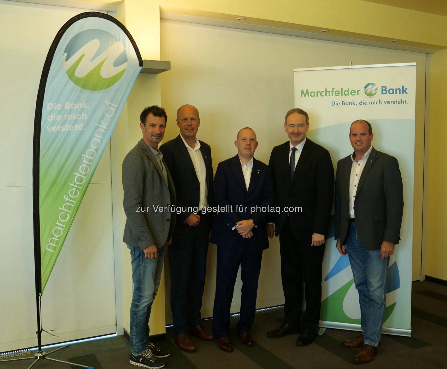 Marchfelder Bank PK: René Lobner (NÖ Landtagsabgeordneter, Bürgermeister Gänserndorf), Günther Vock (Marchfelder Bank, Vorstand), Robert Wallner (Marchfelder Bank, Vorstand), Christian Helmenstein (Economica Institut für Wirtschaftsforschung, Geschäftsführer), Rene Zonschits (NÖ Landtagsabgeordneter, Vizebürgermeister Angern an der March)