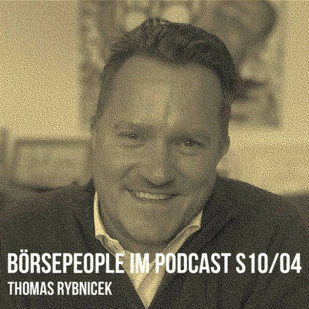 https://open.spotify.com/episode/1usOHsykAwyiJMCfFQdspF
Börsepeople im Podcast S10/04: Thomas Rybnicek - <p>Thomas Rybnicek wollte als Kind Pensionist werden und ist eigenen Angaben zufolge überall gescheitert, wo man nur scheitern kann (sogar mit einem eigenen Investmentfonds), dafür aber meinen Angaben zufolge sehr erfolgreich. Nach Kronehit (Studioleiter/Eventleitung) sowie Radio Graz (Programmleitung/Geschäftsführung) hat Thomas sein eigenes Radiokonzept umgesetzt: Radino - mein Kinderradio entspringt seiner konzeptionellen Arbeit an der Martin-Luther Universität in Halle/Wittenberg (D), dies durchaus Transport von Wirtschaftswissen für Kinder, da kooperiert Radino mit dem Sparefroh himself. Mit pressrelations wiederum screent Thomas und sein Team samt KI Medien wie uns und mehr. Und singen kann er auch, wie dem Abspann zu entnehmen ist. Ein paar Tage nach Aufnahme der Folge durfte ich übrigens Gast bei einem seiner Karoake-Events dabei sein. Leiwand, Oida und danke Diana Neumüller-Klein für die Initial-Vernetzung.<br/><br/><a href=https://www.meinkinderradio.at target=_blank>https://www.meinkinderradio.at</a><br/><br/>Radinos bare Münze: <a href=https://open.spotify.com/show/2bQMTKNGQXpnhCYcEPGrdv target=_blank>https://open.spotify.com/show/2bQMTKNGQXpnhCYcEPGrdv</a><br/><br/><a href=https://www.pressrelations.com/de/ target=_blank>https://www.pressrelations.com/de/</a><br/><br/>About: Die Serie Börsepeople findet im Rahmen von <a href=http://www.audio-cd.at target=_blank>http://www.audio-cd.at</a> und dem Podcast &#34;Audio-CD.at Indie Podcasts&#34; statt. Es handelt sich dabei um typische Personality- und Werdegang-Gespräche. Die Season 10 umfasst unter dem Motto „24 Börsepeople“ 24 Talks  Presenter der Season 10 ist die Bawag, <a href=https://www.bawaggroup.com/de target=_blank>https://www.bawaggroup.com/de</a> .Welcher der meistgehörte Börsepeople Podcast ist, sieht man unter <a href=http://www.audio-cd.at/people target=_blank>http://www.audio-cd.at/people.</a> Der Zwischenstand des laufenden Rankings ist tagesaktuell um 12 Uhr aktualisiert.<br/><br/>Bewertungen bei Apple (oder auch Spotify) machen mir Freude: <a href=https://podcasts.apple.com/at/podcast/audio-cd-at-indie-podcasts-wiener-boerse-sport-musik-und-mehr/id1484919130 target=_blank>https://podcasts.apple.com/at/podcast/audio-cd-at-indie-podcasts-wiener-boerse-sport-musik-und-mehr/id1484919130</a> .</p> (01.12.2023) 