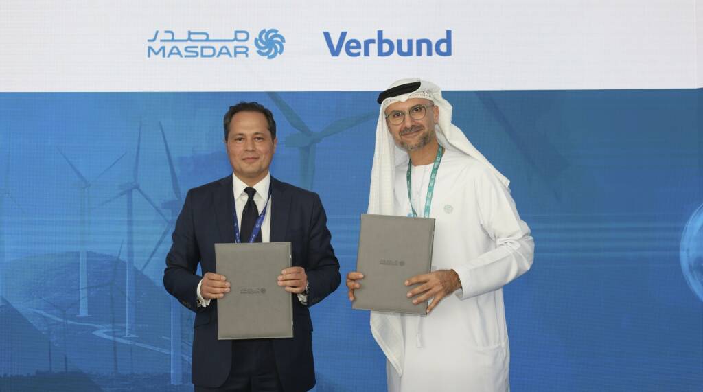 VERBUND und Masdar prüfen großangelegte Erzeugung von grünem Wasserstoff in Spanien: Hamead Ahrary, Geschäftsführer VERBUND Green Hydrogen GmbH und Mohammad Abdelqader El Ramah, Chief Green Hydrogen Officer Masdar. Copyright: Masdar, © Aussendung (07.12.2023) 