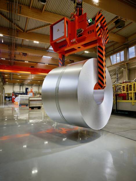 ASI-zertifiziertes Aluminium der AMAG wird im Audi Werk in Györ (Ungarn) für die Herstellung von Außenhaut- und Innenstrukturbauteilen verarbeitet. (©AMAG), © Aussender (08.01.2024) 