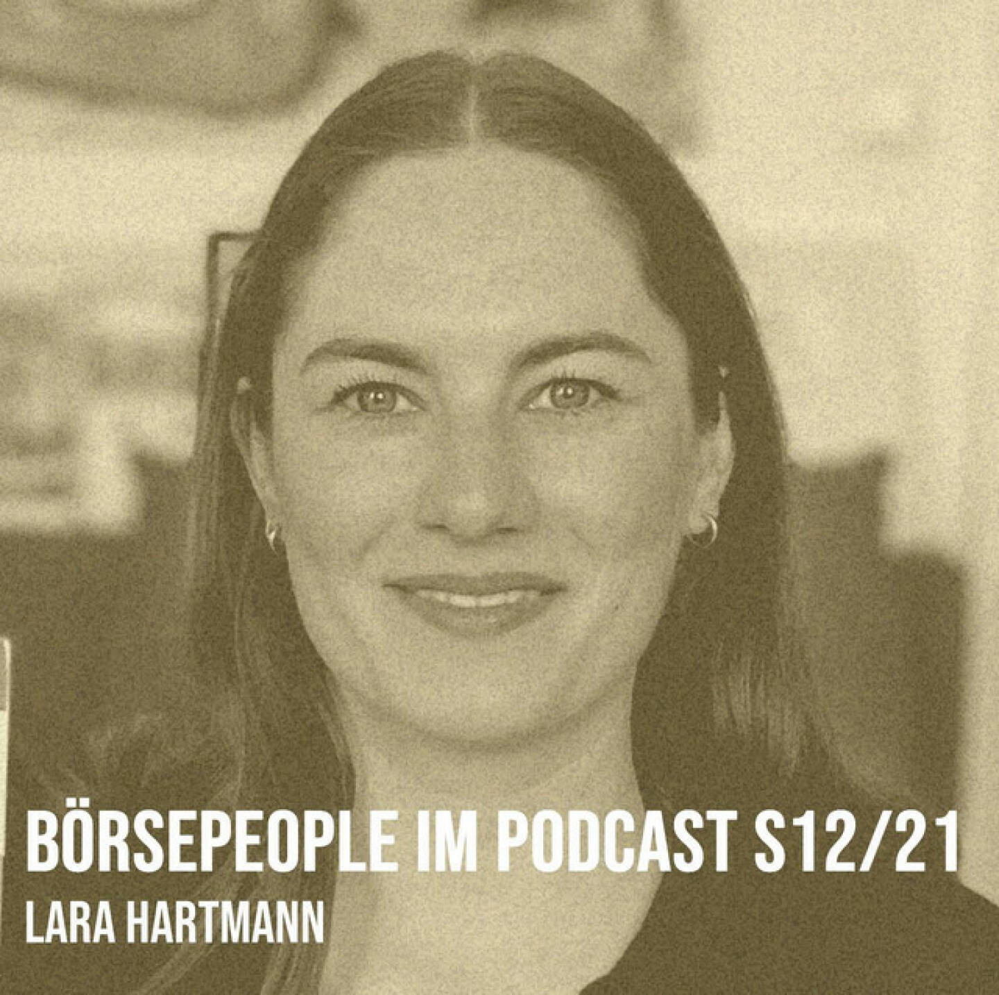 https://open.spotify.com/episode/4gmb4NiBTAUIxAKFriUlK8
Börsepeople im Podcast S12/21: Lara Hartmann - <p>Lara Hartmann ist Investor Relations Managerin im Capital Markets Team des Flughafen Wien und Studentin Digital Business Communications an der FH St. Pölten. Wir sprechen über die WU Wien, die FH St. Pölten, Jobs im Marketing, die neue Aufgabe beim Flughafen, ESG, die Berggasse, den Augarten und ein gemeinsames Panel beim Zertifikate Kongress 2024, bei dem es darum geht, mehr Menschen für den Kapitalmarkt zu begeistern. Wie das in Laras Freundeskreis aussieht, gibt Anlass zur Hoffnung. <br/><br/><a href=https://www.viennaairport.com/investor_relations target=_blank>https://www.viennaairport.com/investor_relations</a><br/><br/>Bernd Maurer Börsepeople: <a href=https://audio-cd.at/page/playlist/4290 target=_blank>https://audio-cd.at/page/playlist/4290</a><br/><br/>Monika Kovarova-Simecek Börsepeople: <a href=https://audio-cd.at/page/playlist/4219 target=_blank>https://audio-cd.at/page/playlist/4219</a><br/><br/>About: Die Serie Börsepeople findet im Rahmen von <a href=http://www.audio-cd.at target=_blank>http://www.audio-cd.at</a> und dem Podcast &#34;Audio-CD.at Indie Podcasts&#34; statt. Es handelt sich dabei um typische Personality- und Werdegang-Gespräche. Die Season 12 umfasst unter dem Motto „24 Börsepeople“ 24 Talks. Presenter der Season 12 ist Re:Guest, <a href=https://www.reguest.io/de/buchungssoftware-hotel/1-0.html target=_blank>https://www.reguest.io/de/buchungssoftware-hotel/1-0.html</a> .Welcher der meistgehörte Börsepeople Podcast ist, sieht man unter <a href=http://www.audio-cd.at/people target=_blank>http://www.audio-cd.at/people.</a> Der Zwischenstand des laufenden Rankings ist tagesaktuell um 12 Uhr aktualisiert.<br/><br/>Bewertungen bei Apple (oder auch Spotify) machen mir Freude: <a href=https://podcasts.apple.com/at/podcast/audio-cd-at-indie-podcasts-wiener-boerse-sport-musik-und-mehr/id1484919130 target=_blank>https://podcasts.apple.com/at/podcast/audio-cd-at-indie-podcasts-wiener-boerse-sport-musik-und-mehr/id1484919130</a> .</p>