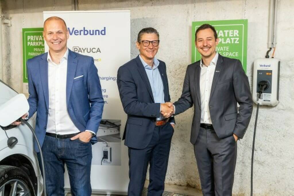 VERBUND und PAYUCA revolutionieren Ladelösungen für Bürogebäude: Am Bild v.l.n.r.: Robert Kaup, Geschäftsführer Tietoevry Austria, Martin Wagner, Geschäftsführer VERBUND Energy4Business und Dominik Wegmayer, , Co-CEO und Co-Founder von PAYUCA. Fotocredit: Verbund, © Aussender (17.06.2024) 