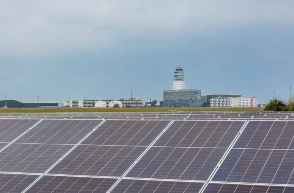 Flughafen Wien steigert Eigenproduktion von Sonnenstrom auf rund 46 Megawatt/Peak – weitere PV-Anlage am Airport mit rund 4 Megawatt/Peak Erzeugungskapazität geht in Betrieb, Foto: Flughafen Wien, © Aussender (29.07.2024) 