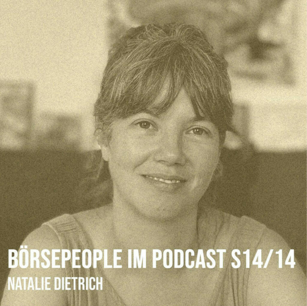 https://open.spotify.com/episode/5RThhl38FVoYF2NWkH4dld
Börsepeople im Podcast S14/14: Natalie Dietrich - <p>Natalie Dietrich hat mit ihrer Kosmetik-Firma Marlie+Fengg vor kurzem ein Crowdfunding erfolgreich abgeschlossen, auch die Bank Austria spielte dabei eine wichtige Rolle und - was das Produkt betrifft - die börsenotierte Agrana ebenfalls. Und so spreche ich mit der gelernten Grafik-Designerin und ausgebildeten Kosmetikherstellerin, die Fengg im Team mit Marlie Maria Hösch darstellt, über dieses Crowdfundings bei wemakeit. Von der Idee bis zum erfolgreichen Finish. Die Learnings von Natalie sind spannend für alle KMU, die ebenfalls in diese Richtung überlegen. Insgesamt wurden 17.000 Euro von 99 UnterstützerInnen geraised, das Ziel lag bei 15.000. Das Crowdfunding war für Kosmetiktiegel notwendig, diese sind kompostierbar und umhüllen die Deocreme Nasenfreude und bald auch eine Gesichtspflegeserie. Ach ja: Marlie+Fengg will ökologisch ohne Öko-Mief sein, bekommen kann man die Produkte u.a. beim Gerngross oder natürlich über die eigene Website.<br>
<br>
<a href=https://www.marlie-fengg.com target=_blank>https://www.marlie-fengg.com</a><br>
<a href=https://wemakeit.com/projects/a-jar-for-compost?locale=de target=_blank>https://wemakeit.com/projects/a-jar-for-compost?locale=de</a><br>
<a href=https://www.treffpunktessling.at target=_blank>https://www.treffpunktessling.at</a><br>
<br>
About: Die Serie Börsepeople findet im Rahmen von <a href=http://www.audio-cd.at target=_blank>http://www.audio-cd.at</a> und dem Podcast Audio-CD.at Indie Podcasts statt. Es handelt sich dabei um typische Personality- und Werdegang-Gespräche. Die Season 13 umfasst unter dem Motto „24 Börsepeople“ 24 Talks. Presenter der Season 14 ist die VIG, <a href=https://group.vig target=_blank>https://group.vig</a> .Welcher der meistgehörte Börsepeople Podcast ist, sieht man unter <a href=http://www.audio-cd.at/people target=_blank>http://www.audio-cd.at/people.</a> Der Zwischenstand des laufenden Rankings ist tagesaktuell um 12 Uhr aktualisiert.<br>
<br>
Bewertungen bei Apple (oder auch Spotify) machen mir Freude: <a href=http://www.audio-cd.at/spotify target=_blank>http://www.audio-cd.at/spotify</a> , <a href=http://www.audio-cd.at/apple target=_blank>http://www.audio-cd.at/apple</a> .</p> (23.08.2024) 