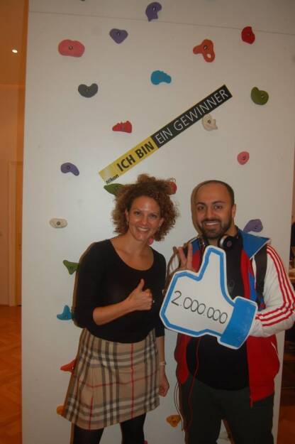 ambuzzador feiert:  Sabine Hoffmann und Ali Mahlodji  (09.09.2013)