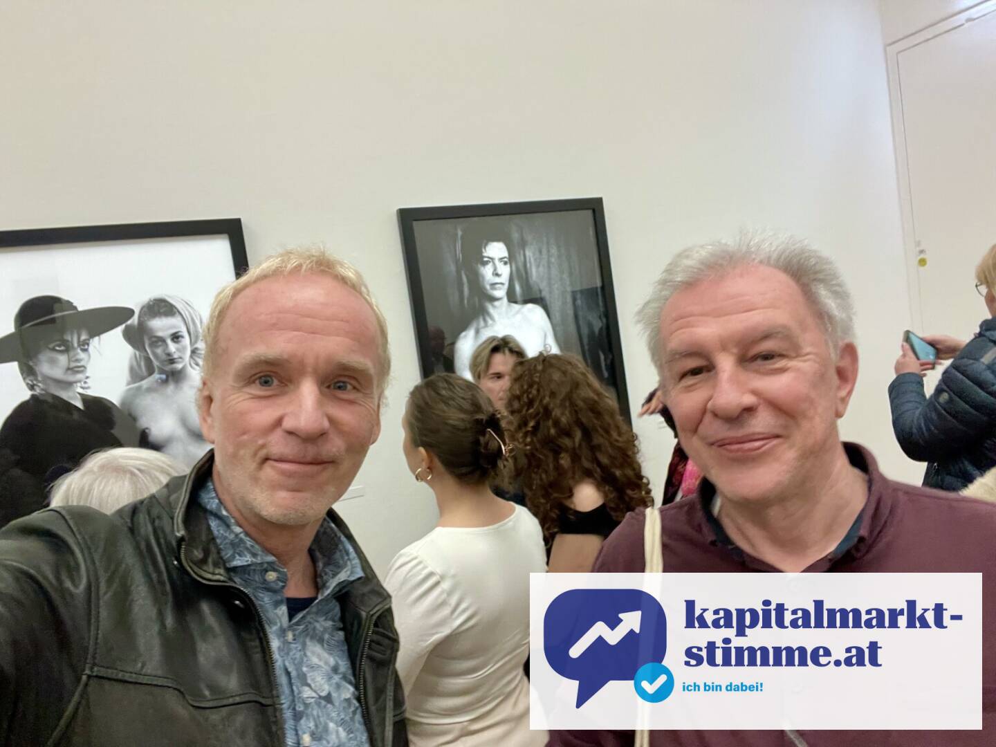 Zu Besuch bei der Eröffnung der Corbijn-Ausstellung in der Bank Austria Kunsthalle: Christian Drastil , Max Deml