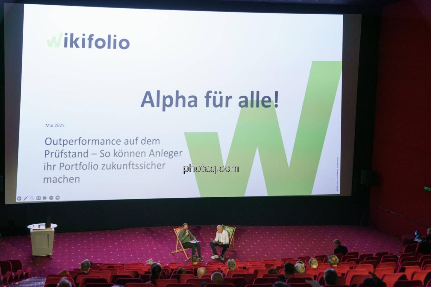 1. Aktientag von Börse Social und Börse Express im Cineplexx Kino, Live Podcast mit Ritschy Dobetsberger (wikifolio, Umbrella Strategie), Christian Drastil (Börse Social, kapitalmarkt-stimme.at)