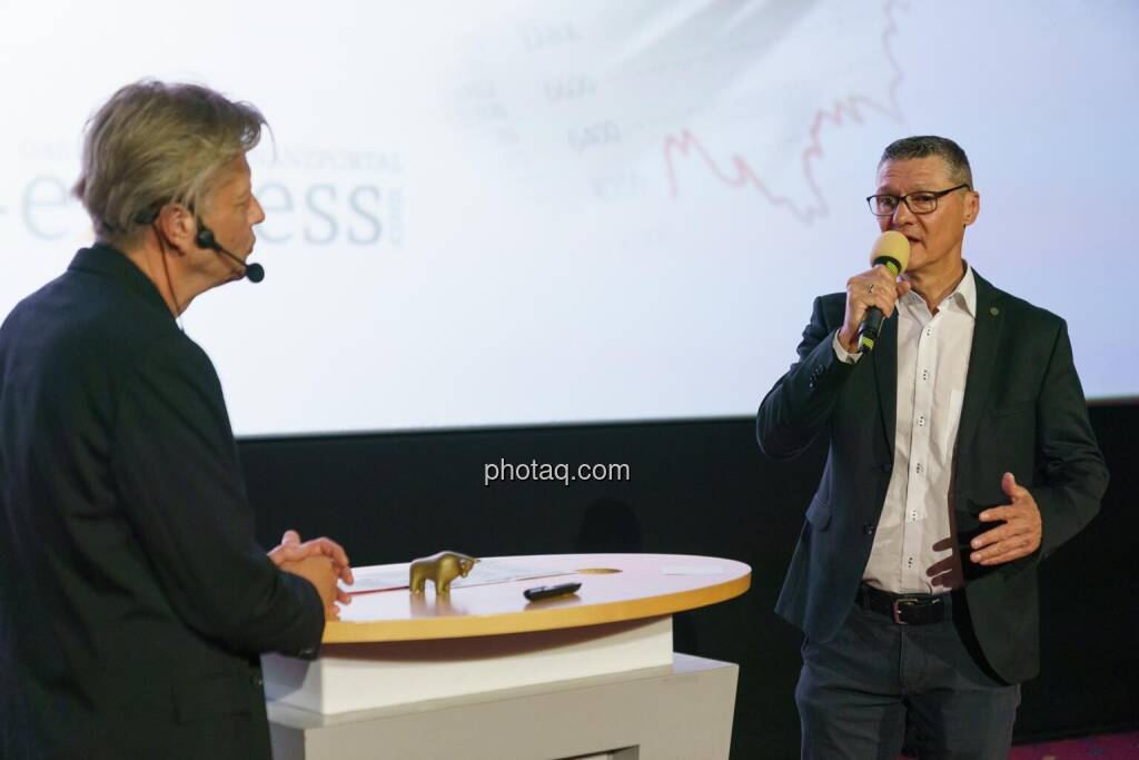 1. Aktientag von Börse Social und Börse Express im Cineplexx Kino, Live Podcast Von Bullen & Bären mit Robert Gillinger (Börse Express) und Harry Schartner (DADAT) (14.05.2025) 