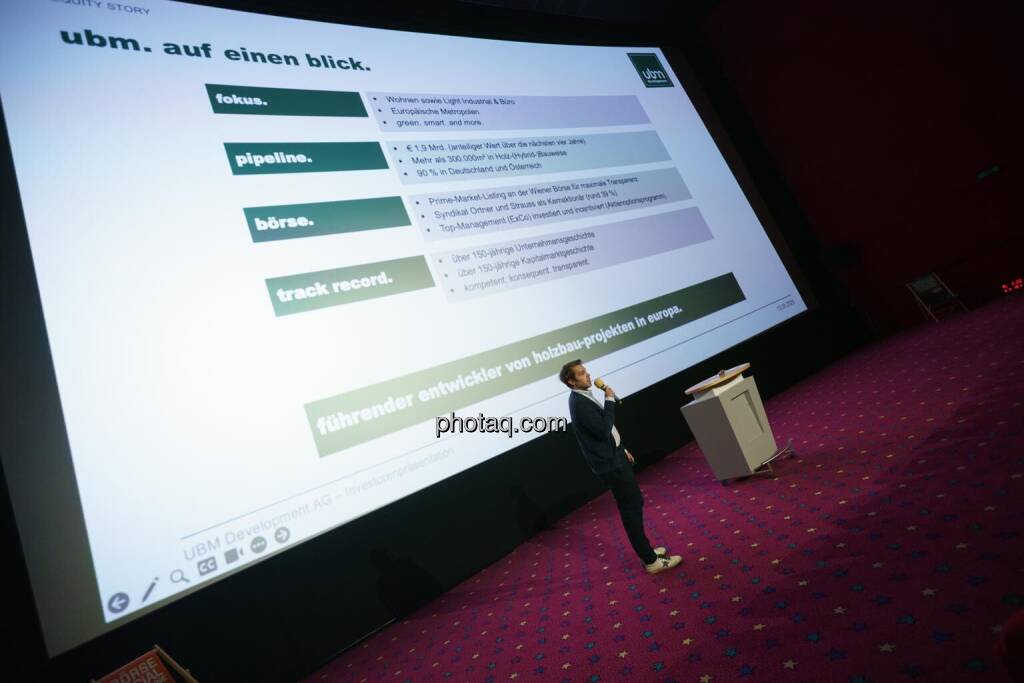 1. Aktientag von Börse Social und Börse Express im Cineplexx Kino, Präsentation UBM, Christoph Rainer (UBM) (14.05.2025) 