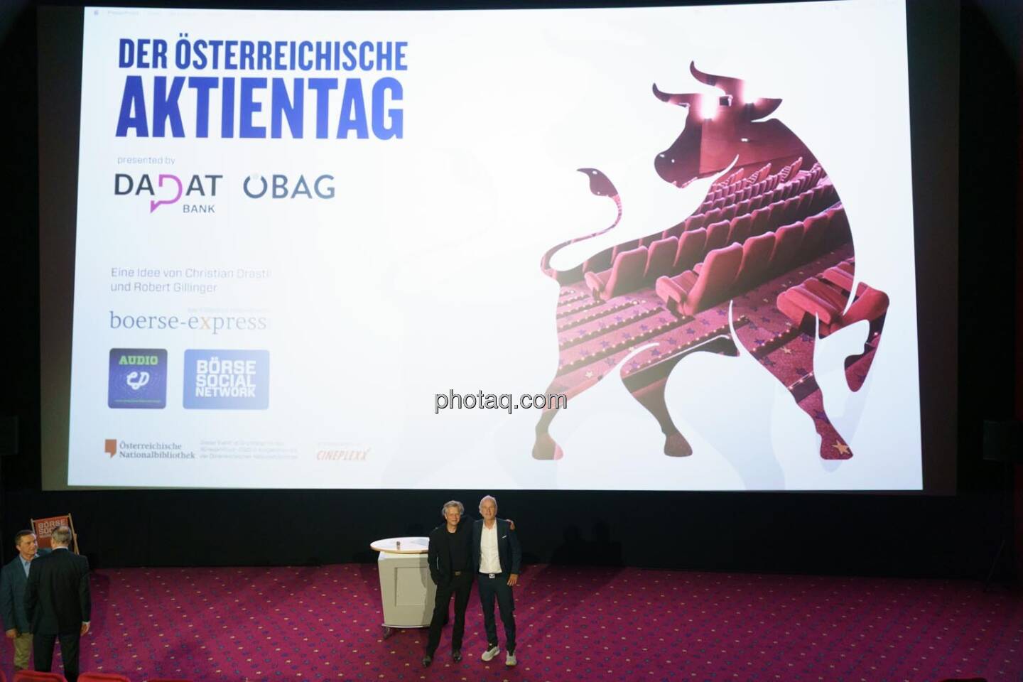 1. Aktientag von Börse Social und Börse Express im Cineplexx Kino, Robert Gillinger (Börse Express), Christian Drastil (Börse Social, kapitalmarkt-stimme.at)