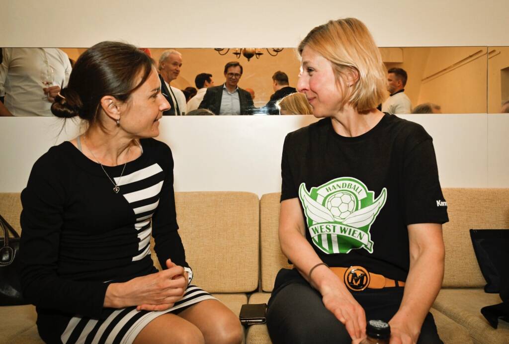 Kick Off Event Business & Friends Handball West Wien : Carola Bendl-Tschiedel , Veronika Korbei  (c) Andi Schiffleitner (15.05.2025) 