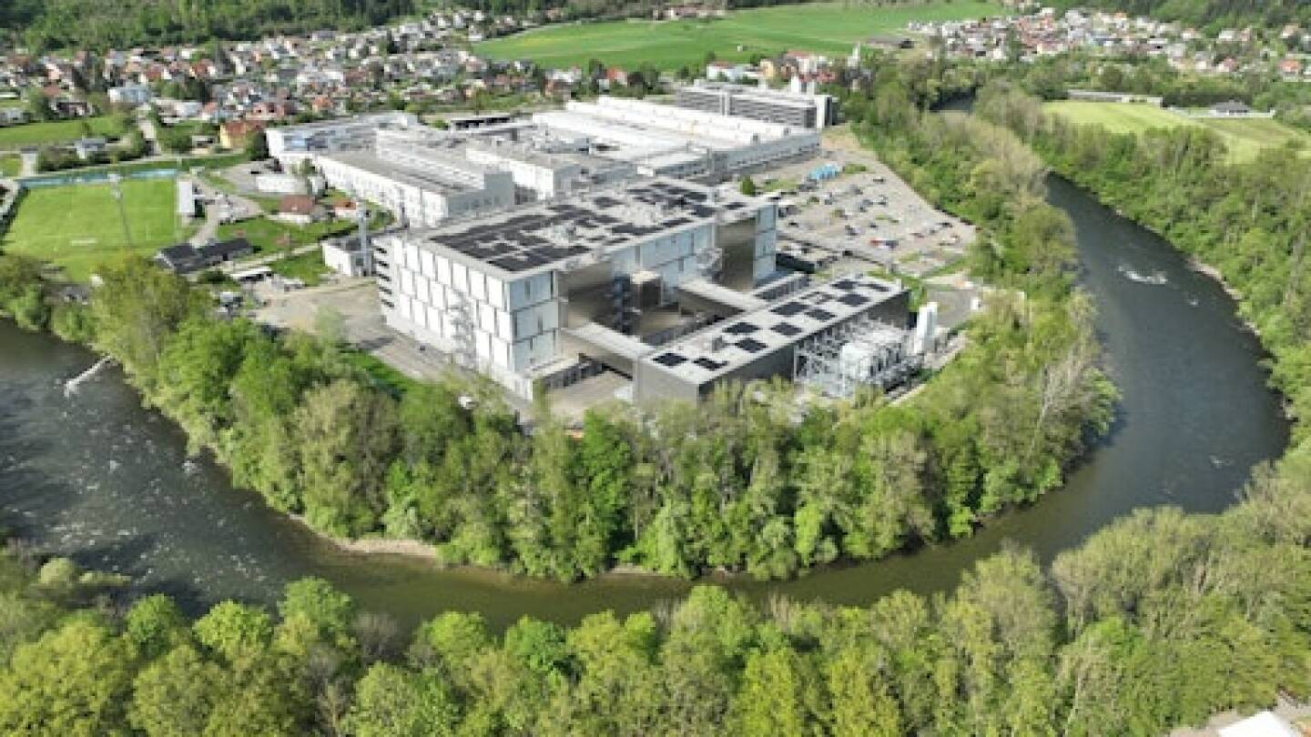 AT&S: Im Vordergrund das neue Werk Hinterberg 3 am AT&S-Headquarter in Leoben-Hinterberg, Foto: AT&S