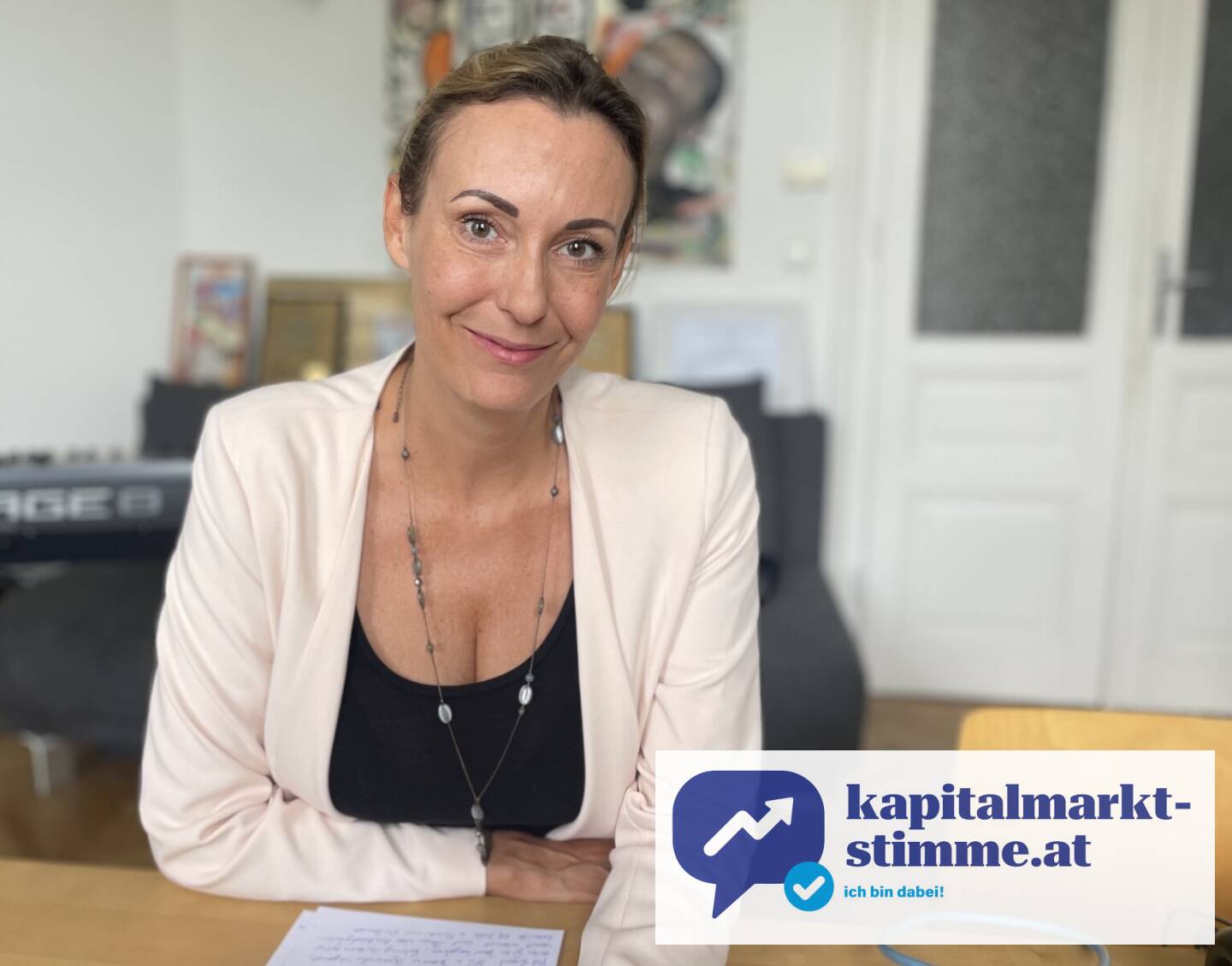 Monika Tögel , Volksbank