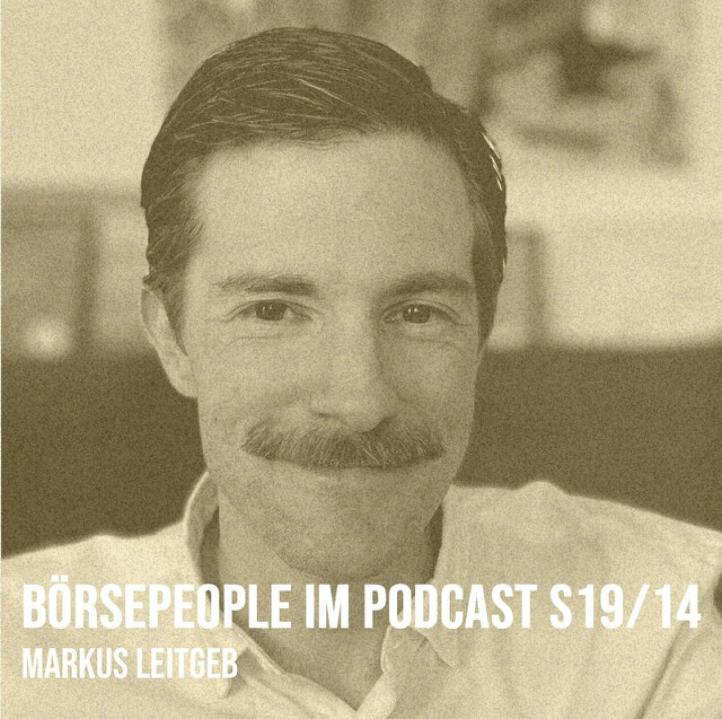 https://open.spotify.com/episode/7jWYc1exzvpO6UvDXmaWEw
Börsepeople im Podcast S19/14: Markus Leitgeb - <p>Markus Leitgeb ist Postler, Pressesprecher, Kommunikationsmanager und Storyteller bei der Österreichischen Post. Und er ist mein erster Gast, der seine Anmoderation selbst übernommen hat, also jetzt nicht direkt, aber ich wars auch nicht. Mit einem Kärntner starte ich natürlich in Kärnten und dort im Medien- und Social Media-Geschäft, dann reden wir über eine spannende Phase bei Wiener Wohnen beim Gasometer und schliesslich den  Wechsel zur Post wenige Tage vor Covid  Und wir holen weit aus: KI, Postcrossing, Markus 4 Weekly, die Dittelgasse mit Ernst Nevrivy, Nachhaltigkeit, Videocalls mit Katzen, das Laufen, es gibt diesmal sogar einige Prüfungsfragen, sehr souverän beantwortet alles. <br>
<br>
<a href=https://www.linkedin.com/in/markusleitgeb/ target=_blank>https://www.linkedin.com/in/markusleitgeb/</a><br>
<a href=https://www.post.at target=_blank>https://www.post.at</a><br>
<br>
About: Die Serie Börsepeople des Podcasters Christian Drastil, der im Q4/24 in Frankfurt als Finfluencer & Finanznetworker #1 Austria ausgezeichnet wurde, findet im Rahmen von <a href=http://www.audio-cd.at target=_blank>http://www.audio-cd.at</a> und dem Podcast Audio-CD.at Indie Podcasts statt.  Es handelt sich dabei um typische Personality- und Werdegang-Gespräche. Die Season 19 umfasst unter dem Motto „25 Börsepeople“ 25 Talks. Presenter der Season 19 ist die Volksbank <a href=https://www.volksbank.at target=_blank>https://www.volksbank.at.</a> Welcher der meistgehörte Börsepeople Podcast ist, sieht man unter <a href=http://www.audio-cd.at/people target=_blank>http://www.audio-cd.at/people.</a> Der Zwischenstand des laufenden Rankings ist tagesaktuell um 12 Uhr aktualisiert.<br>
<br>
Bewertungen bei Apple (oder auch Spotify) machen mir Freude: <a href=http://www.audio-cd.at/spotify target=_blank>http://www.audio-cd.at/spotify</a> , <a href=http://www.audio-cd.at/apple target=_blank>http://www.audio-cd.at/apple</a> .<br>
</p>
