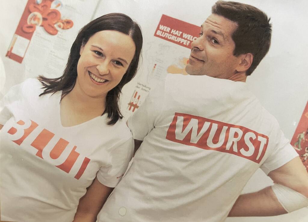 Blut Wurst Blutwurst Maria Kral-Glanzer , Gernot Rudle im Original für das Rote Kreuz und hier für den Börsepeople-Podcast mit Maria (zur Verfügung gestellt von Maria) (24.07.2025) 