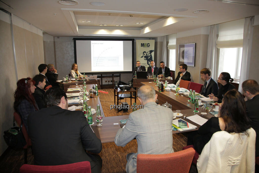 Österreichisches Fondsforum, Karola Gröger, Philipp Baar-Baarenfels, Gerhard Mittelbach, Mike Judith, Thomas Lehr, © finanzmarktfoto.at/Michaela Mejta (12.09.2013) 