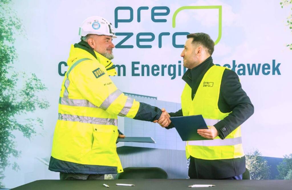 PORR und TM.E. bauen richtungsweisendes Energiezentrum Włocławek: Vertragsunterzeichnung (v.li.): Piotr Kledzik, Geschäftsführer PORR S.A., Kamil Majerczak, CEO PreZero Polska © PORR, © Aussendung (05.12.2025) 