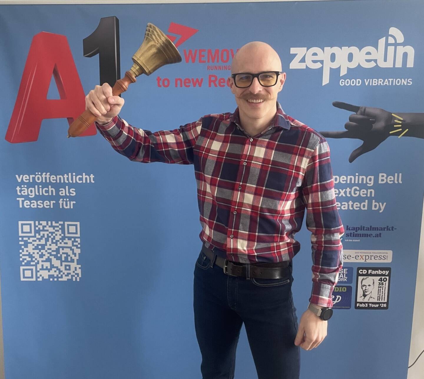 Michael Mayer l&auml;utet die Opening Bell f&uuml;r Mittwoch. Mit dem Cyber-Security-Experten f&uuml;r den Mittelstand startete heute die Season 23 der B&ouml;rsepeople-Reihe presented by 3Banken Generali KAG. Und auch der n&auml;chste Gast kommt aus der Branche ... mehr dann am Freitag 