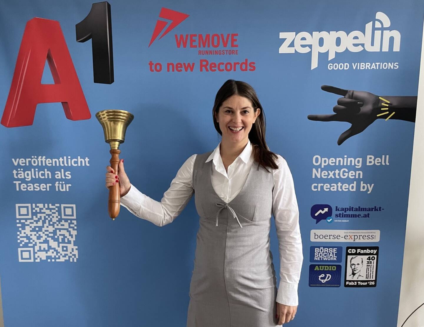 Karin P&uuml;hringer l&auml;utet die Opening Bell f&uuml;r Dienstag. Mit ihrem TUDC-Know-How war sie bereits Gast im Private Investor Relations Podcast und dort sind heute die ersten drei Partner live gegangen