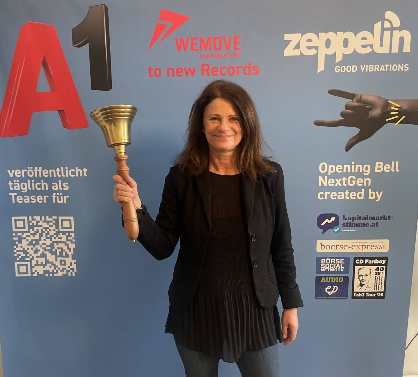 Claudia Baumgartner l&auml;utet die Opening Bell f&uuml;r Freitag. Die Transformationsmanagerin fungiert nach dem Motto, dass Entwicklung auch leicht sein kann