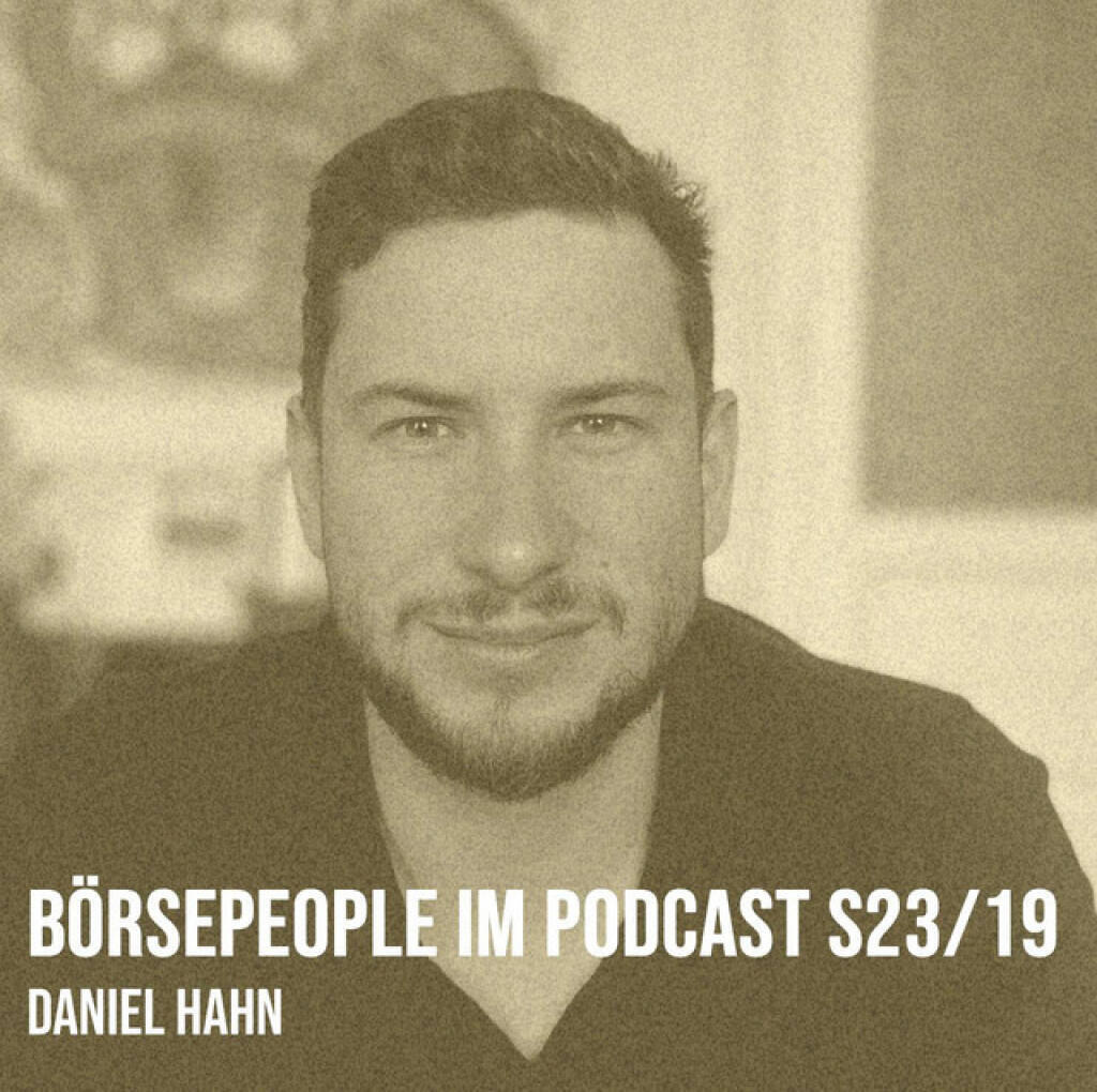 https://open.spotify.com/episode/1A7vBRhfNjzCsIeHrpu4jC
Börsepeople im Podcast S23/19: Daniel Hahn - <p>Daniel Hahn ist Key-Account-Manager bei wikifolio. Wir sprechen zunächst über zwei spannende Stationen davor: Studytube (Amsterdam), die Schatzkammer und dann über ein wichtiges Prost Ende 2024 zum wikifolio-Start von Daniel. Weiters gibt es ein grosses Update zu wikifolio, da erwähnen wir natürlich Andreas Kern, Ritschy Dobetsberger, Christian Scheid, Falko Höhnsdorf und sehr viele Börsentage und Messen. Daniel outet auch das Jahreshighlight. Und dann haben wir noch Webinare, Sabine Gstöttner, das deutsche Börsenradio und einen DJ im dichten Programm. Wer Daniel kennenlernen will: Am 14.3. gibt es am Börsentag Wien im Austria Center Vienna Gelegenheit dazu. <br>
<br>
- <a href=http://www.wikifolio.com target=_blank>http://www.wikifolio.com</a><br>
- <a href=http://www.boersentag.at target=_blank>http://www.boersentag.at</a><br>
- die bisherigen Folgen von Inside Umbrella: <a href=https://audio-cd.at/search/inside%20umbrella target=_blank>https://audio-cd.at/search/inside%20umbrella</a><br>
- wikifolio Rankings von aktuell mehr als 30.000: <a href=https://boerse-social.com/wikifolio/ranking target=_blank>https://boerse-social.com/wikifolio/ranking</a><br>
<br>
About: Die Serie Börsepeople des Podcasters Christian Drastil, der im Q4/24 in Frankfurt als Finfluencer & Finanznetworker #1 Austria ausgezeichnet wurde, findet im Rahmen von <a href=http://www.audio-cd.at target=_blank>http://www.audio-cd.at</a> und dem Podcast Audio-CD.at Indie Podcasts statt. Es handelt sich dabei um typische Personality- und Werdegang-Gespräche. Die Season 23 umfasst jahreszahlbezogen unter dem Motto „26 Börsepeople“ 26 Talks. Presenter der Season 23 ist die 3Banken Generali Investment Gesellschaft <a href=http://www.3bg.at target=_blank>http://www.3bg.at.</a> Welcher der meistgehörte Börsepeople Podcast ist, sieht man unter <a href=http://www.audio-cd.at/people target=_blank>http://www.audio-cd.at/people.</a> Der Zwischenstand des laufenden Rankings ist tagesaktuell um 12 Uhr aktualisiert.<br>
<br>
Bewertungen bei Apple (oder auch Spotify) machen mir Freude: <a href=http://www.audio-cd.at/spotify target=_blank>http://www.audio-cd.at/spotify</a> , <a href=http://www.audio-cd.at/apple target=_blank>http://www.audio-cd.at/apple</a> .<br>
</p> (25.02.2026) 