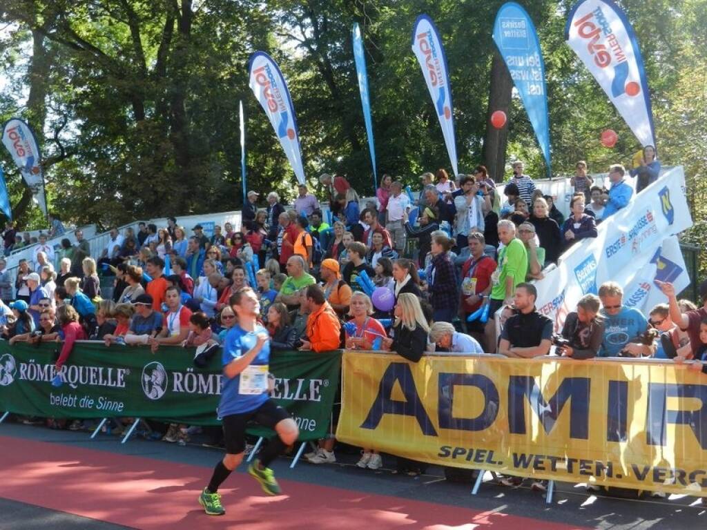 Wachau Marathon 2013, © Bezirksblätter und Franz Sperrer (15.09.2013) 