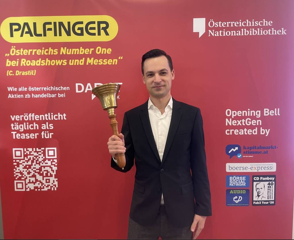 Marco Reiter läutet die Opening Bell für Montag. Der IR-Chef der Strabag kann ab heute einen höheren Streubesitzfaktor seiner Aktie in der ATX-Indexfamilie kommunizieren  (23.03.2026) 