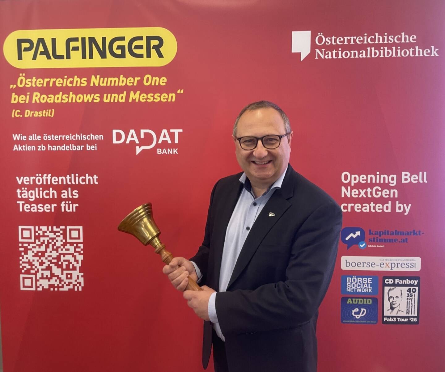 Paul Rettenbacher l&auml;utet die Opening Bell f&uuml;r Freitag. Der IR-Chef der Polytec kann mit der j&uuml;ngsten Kursentwicklung der Aktie zufrieden sein, Polytec z&auml;hlt zu den st&auml;rksten Werten dieser Woche
