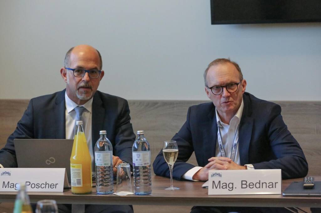 Weltfondstag 2026: Markus Poscher, Vorstand der ausländischen Fondsgesellschaften in Österreich (VAIÖ), Heinz Bednar, Präsident der Vereinigung Österreichischer Investmentgesellschaften (VÖIG), Fotocredit: Alexander Dorten (24.04.2026) 