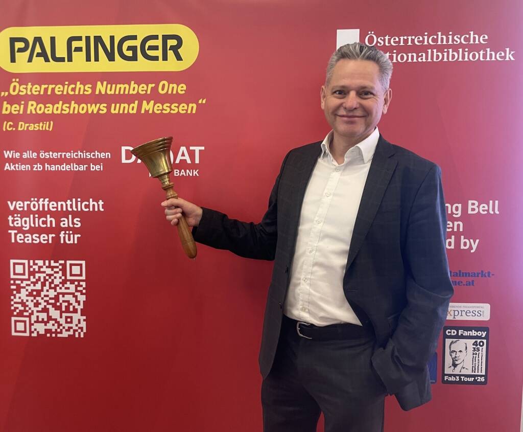 Paul Fink läutet die Opening Bell für Freitag. Der CEO von ADX Energy startete in dieser Woche mit den Erdgasbohrungen im oberösterreichischen Frankenmarkt (24.04.2026) 