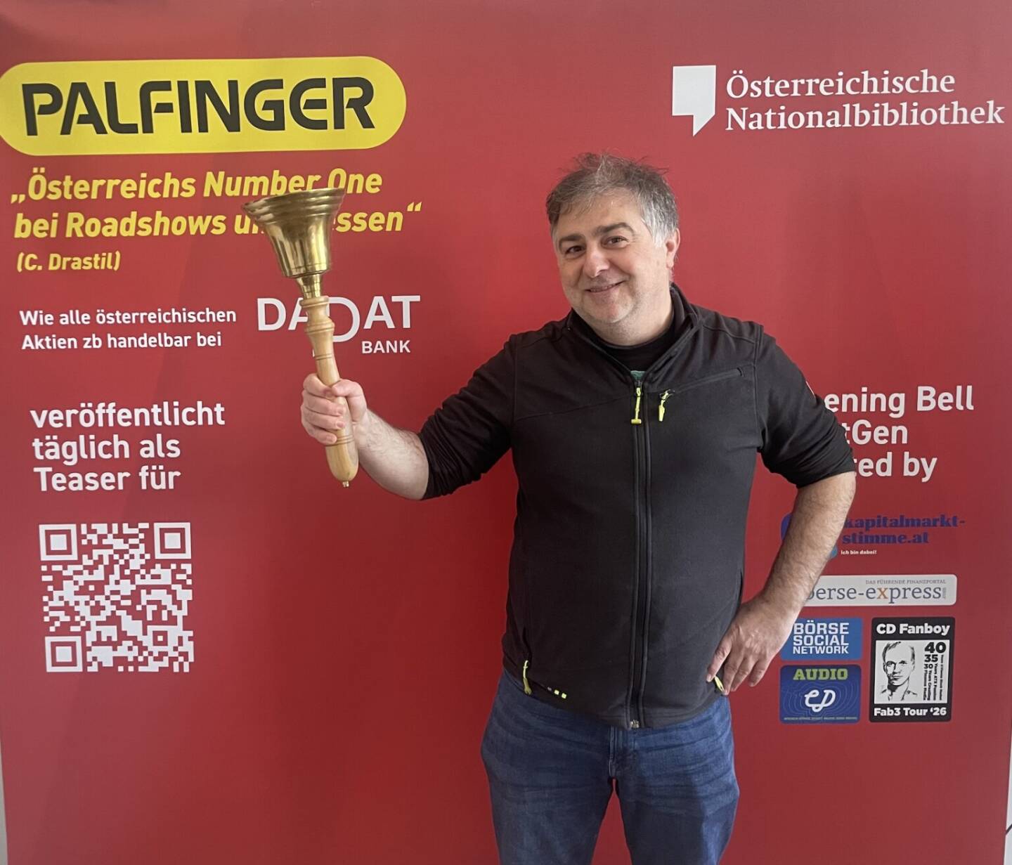 Erich Kocina l&auml;utet die Opening Bell f&uuml;r Dienstag. Der Chef vom Dienst der Tageszeitung Presse beendet damit auch die Season 2 der neuen Opening Bell Welle. Morgen geht die Season 3 in ganz besonderem Tageszeitungszusammenhang los ...