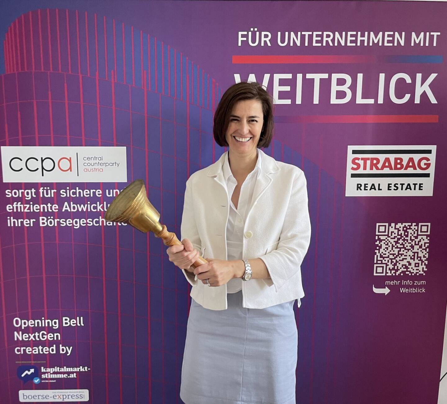 Birgit Noggler l&auml;utet die Opening Bell f&uuml;r Dienstag. Mit der Stiftungvorst&auml;ndin der B&C endet morgen eine 574 Folgen andauernde B&ouml;rsepeople-&Auml;ra. Und es ist eine besonders gut gelaunte Folge geworden. Birgit war auch Aufsichtsr&auml;tin der Buwog und da geht heute Nachmittag noch ein Remix live ...