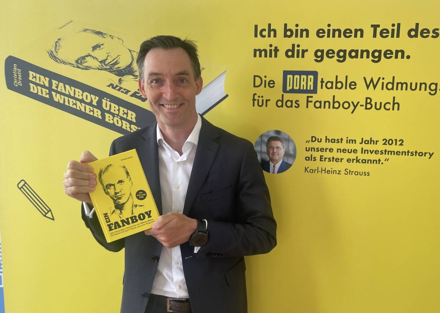 Thomas Bobek mit dem Fanboy-Buch