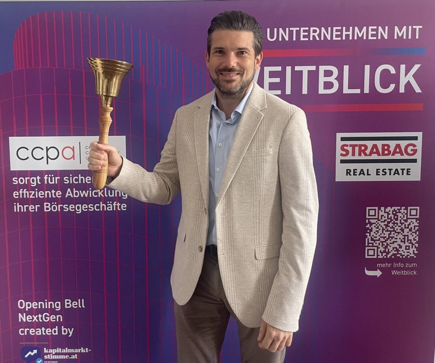 Philipp P&ouml;lzl l&auml;utet die Opening Bell f&uuml;r Dienstag. Der Co-Founder & Vice President Operations bei Emerald Horizon kann konkret werden. Die Wiener B&ouml;rse hat die SMRX-Aktie offiziell zum Handel zugelassen. Der Handelsstart ist damit besiegelt &ndash; SMRX notiert ab Freitag, 26. Juni 2026, an der Wiener B&ouml;rse