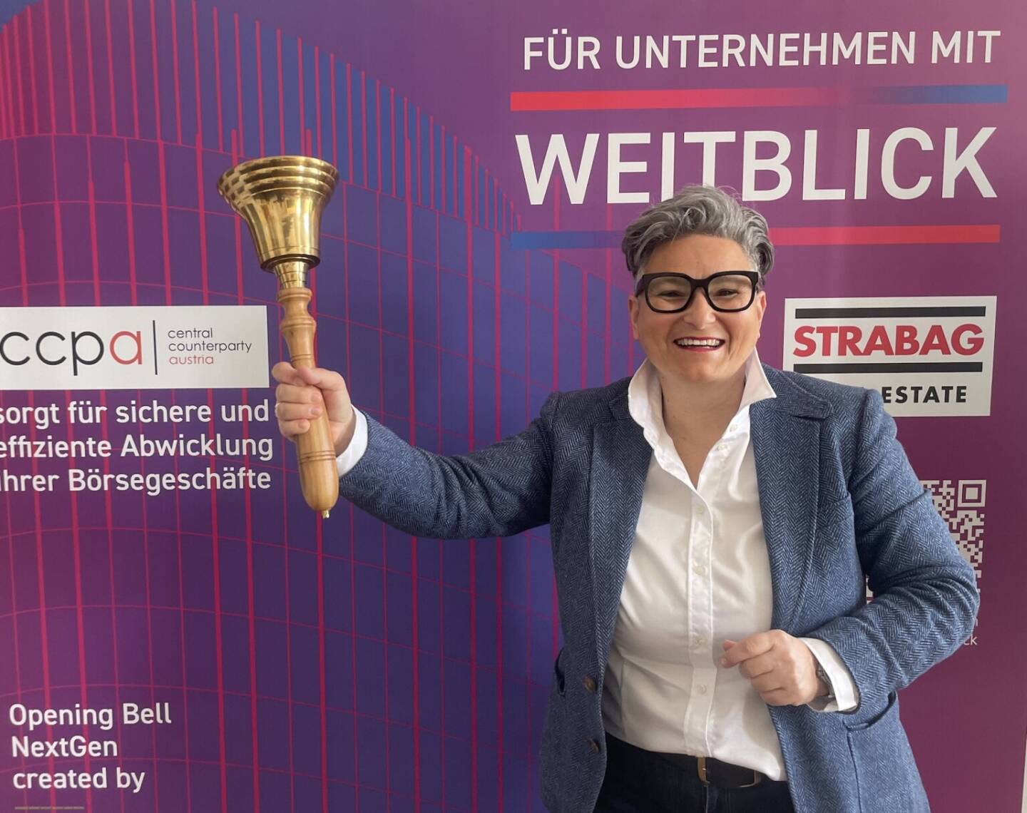 Manuela Wenger l&auml;utet die Opening Bell f&uuml;r Dienstag. Die Ober&ouml;sterreicherin, die beruflich als Wertsch&auml;tzerin auftritt, sch&auml;tzt auch die starke Performance ober&ouml;sterreichischer Unternehmen an der Wiener B&ouml;rse wert