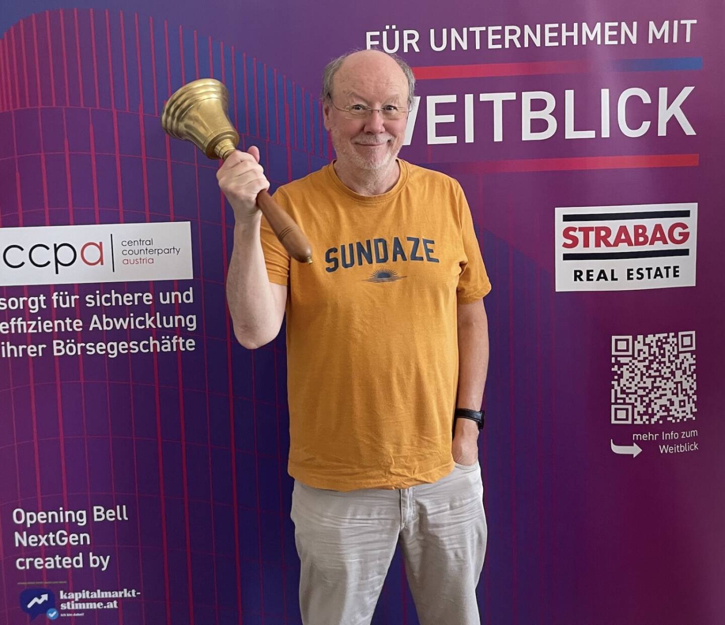 Walter Gr&ouml;bchen l&auml;utet die Opening Bell f&uuml;r Montag. Auf audio-cd.at ist ein gut gelaunter Podcast &uuml;ber sein Buch Die guten Kr&auml;fte live gegangen. Es geht um die 100 essentiellsten Songs der &ouml;sterreichischen Popgeschichte
